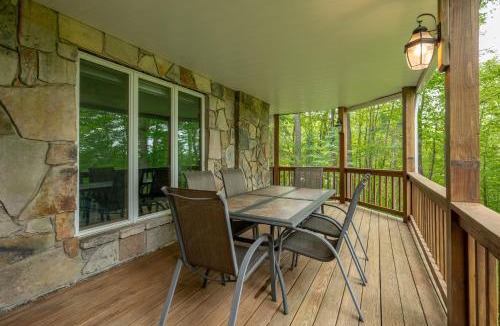 Mountainside House | Lake ViewTopia