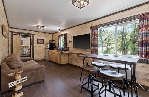 Coeur d'Alene Cabin | Lake Village Lodge