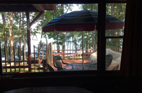 Lakeville House | Lake Wallenpaupack Boulder Point Lakefront Cabin with Private Boat Dock