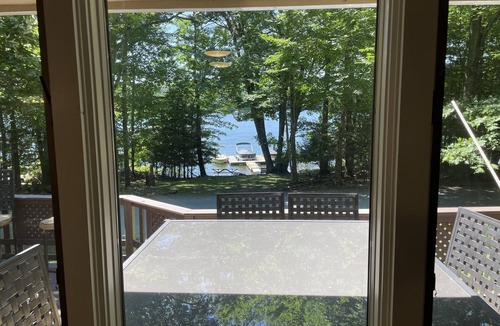 Greentown Cottage | Lake Wallenpaupack Lake Front Cabin