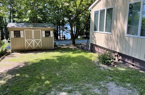 Greentown Cottage | Lake Wallenpaupack Lake Front Cabin