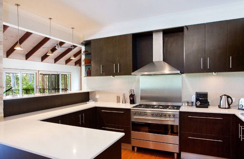 Peregian Beach Cottage | Lake Weyba Cottages