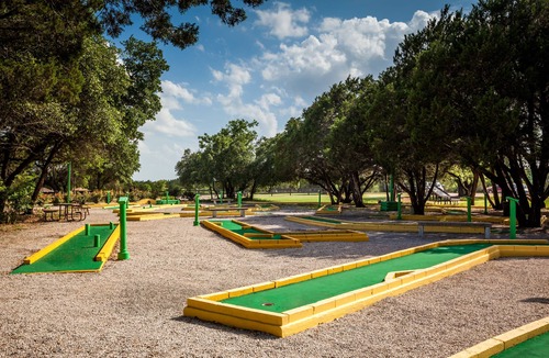 Lake Whitney Cabin | Lake Whitney RV Campground