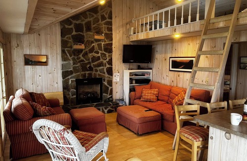 Westmore Cottage | Lake Willoughby Direct Waterfront