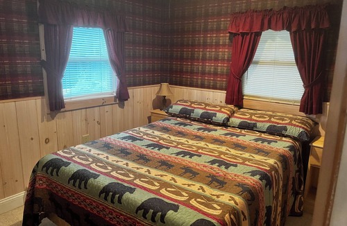 Westmore Cottage | Lake Willoughby Direct Waterfront