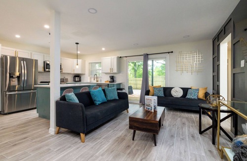 Lake Worth House | Lake Worth Stay Sleeps 8 World Cup Ready