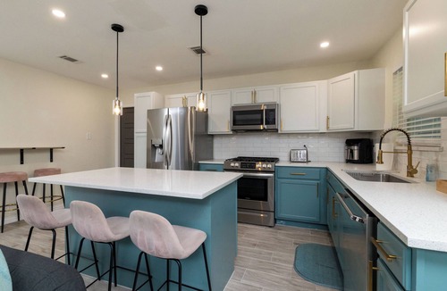 Lake Worth House | Lake Worth Stay Sleeps 8 World Cup Ready
