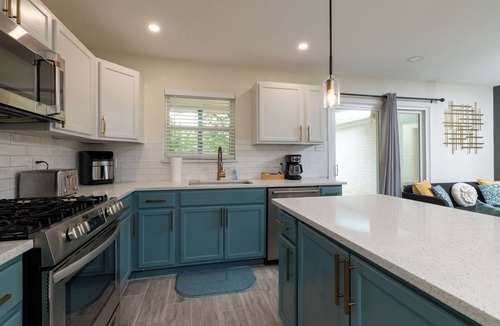 Lake Worth House | Lake Worth Stay Sleeps 8 World Cup Ready