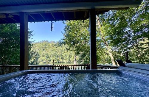 South Britain House | Lake Zoar Cabin