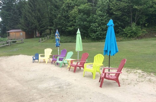 Frontenac Cottage | Lakebreeze - Family Friendly Vacation Home