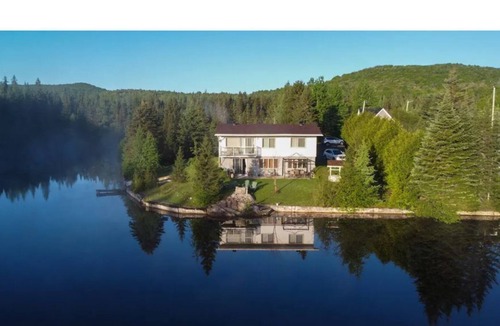 Notre-Dame-de-la-Merci House | Lakefront Cottage: Family friendly, Remote work friendly, 30 nights min stay