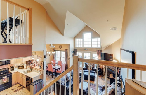 Vernon Condo | Lakefront 2BR Condo Across from Mtn Creek | Black Creek Sanctuary #09-23M