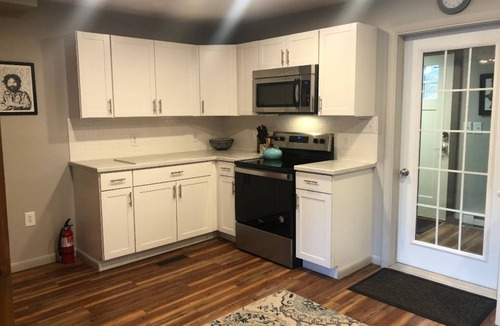 Lake Harmony House | Lakefront 3 bedroom house on Lake Harmony with prime location to everything