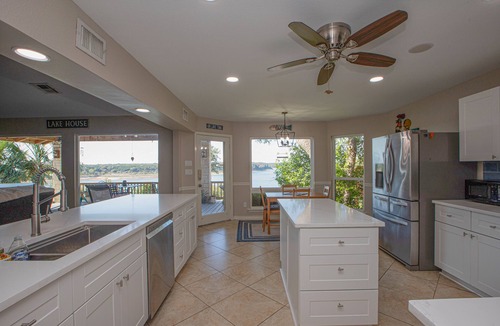 Belton House | Lakefront 3 Bedroom Home with Gorgeous Sunsets and Private Pool & NEW Spa!