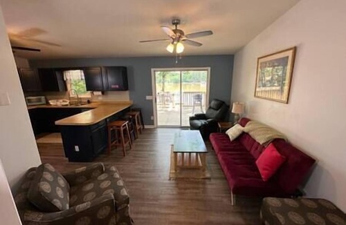 Wise House | Lakefront 3 Bed/2 Bath/Kayaks/EV