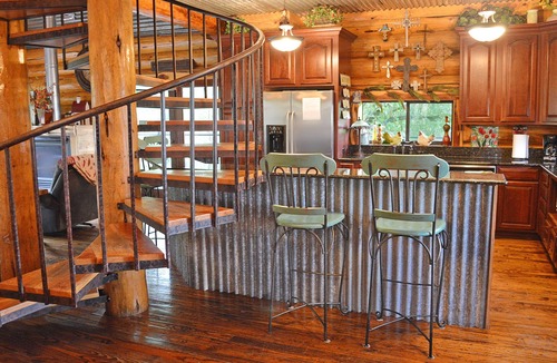 Marble Falls Cabin | Lakefront 3BR/3.5BA+Loft Hot Tub&Boat House