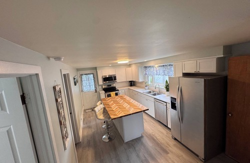 Livonia House | Lakefront 4 Bedroom Home on Conesus Lake