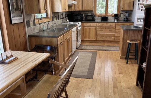Stockholm House | Lakefront-4 Seasons - Northern Maine Lake House