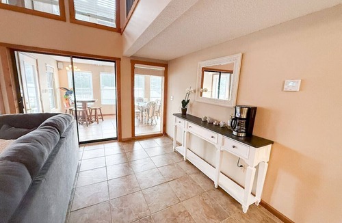 Camdenton House | Lakefront-4BD/3BA/-Sleeps-12PP
