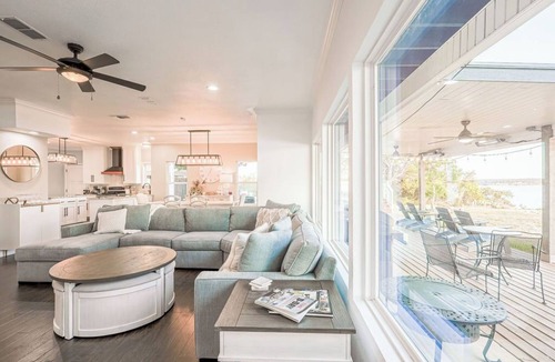 Morgans Point Resort House | Lakefront 4BR Pool Hot Tub