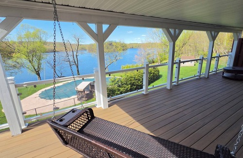 Walton Park House | Lakefront 5BR Sleeps 14 Pool Paddle Boats