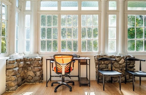 Walton Park House | Lakefront 7BR Retreat Sleeps 12 Massage Chair
