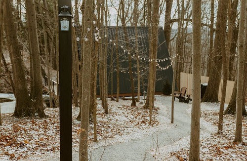 Beach City Cabin | Lakefront A-Frame -Fireplace, Kayaks, Soaking Tub, Retreat for couples or solo