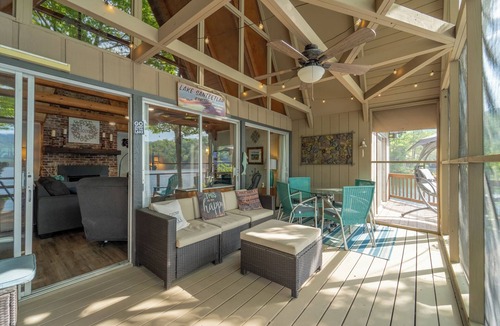 Santeetlah House | Lakefront A-Frame on a Point, Dog-Friendly
