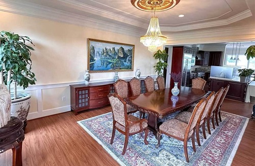 Purcellville Bed & Breakfast | Lakefront B&B Room w/Private Island Access + Breakfast Included