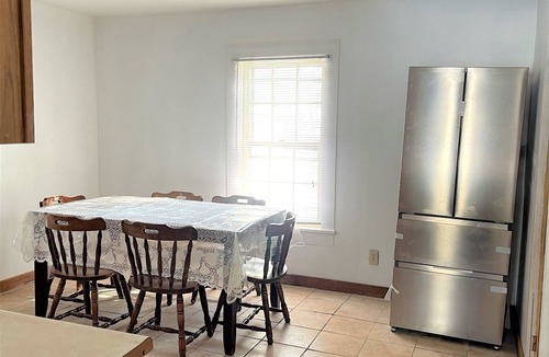 Lake Luzerne House | Lakefront Beach House