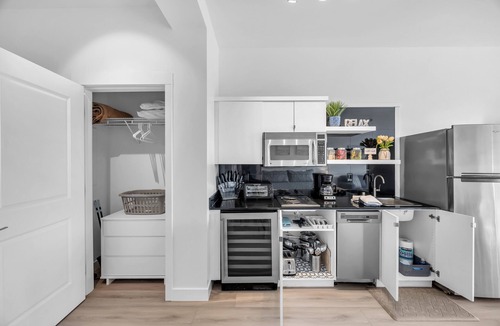 Lake Las Vegas Condo | Lakefront Bliss Stunning Views & Peaceful Vibes