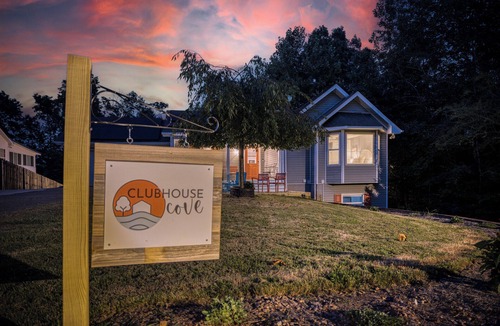 Gainesville House | Lakefront, Boat Dock, Game Room, Backyard Oasis