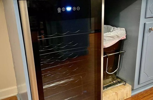 Gumlog House | Lakefront ~ Boat ~ Kayaks ~ Fire Pit ~ Private Dock