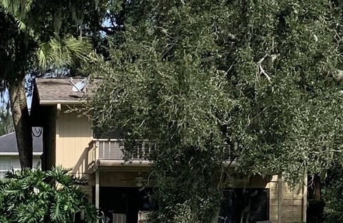 Candler House | Lakefront Breezes!