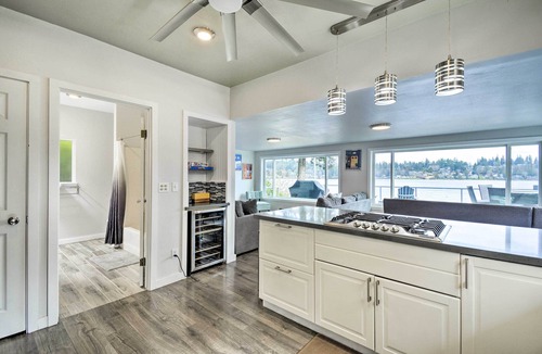 West Hills House | Lakefront Bremerton Vacation Rental w/Deck!