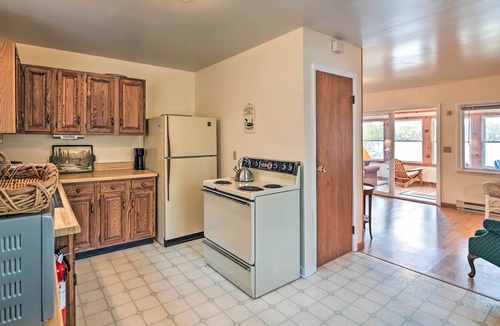 Broadalbin House | Lakefront Broadalbin Getaway w/Deck + Kayaks