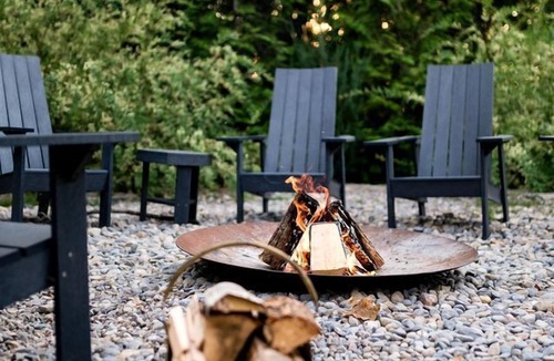 Cherry Valley Cottage | Lakefront Chalet in Prince Edward County