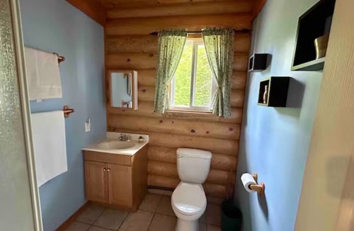 Rye Cabin | Lakefront Cabin #5 - 4 Season - Sleeps 7