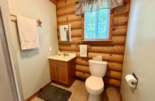 Rye Cabin | Lakefront Cabin #6 - 4 Season - Sleeps 7