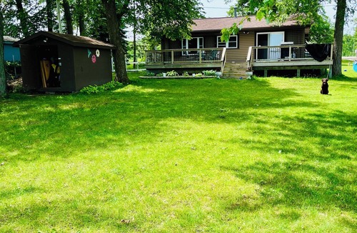 Vineland Cabin | Lakefront Cabin: Dock is in for Fishing Opener!