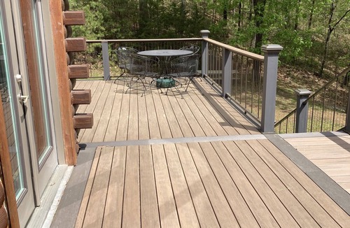 Drasco Cabin | Lakefront Cabin in Quiet Cove on Greers Ferry Lake