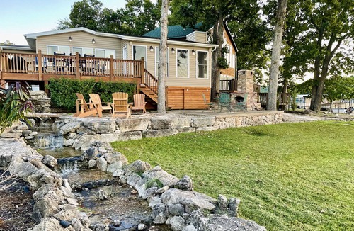 Sunrise Beach House | Lakefront cabin, large private dock, & flat backyard oasis. Panoramic views!