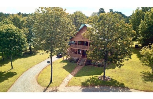 Higden House | Lakefront Cabin on Greers Ferry!