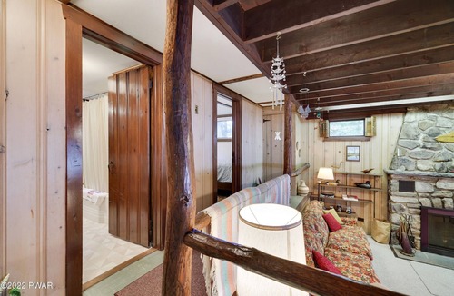 Sunny Point Cabin | Lakefront Cabin on Lake Wallenpaupack!