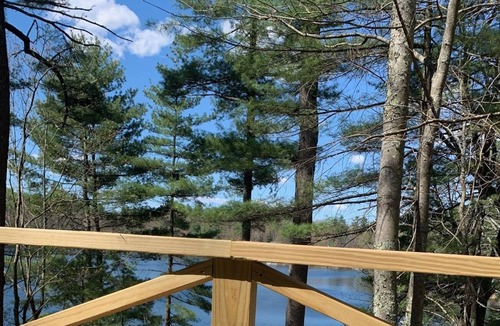 Lyman Cabin | Lakefront Cabin on Lyman’s Pristine Barkers Pond