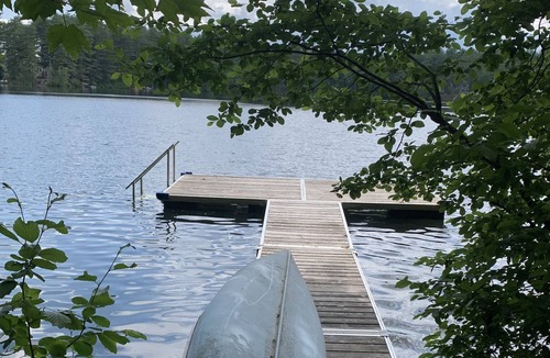 Lyman Cabin | Lakefront Cabin on Lyman’s Pristine Barkers Pond