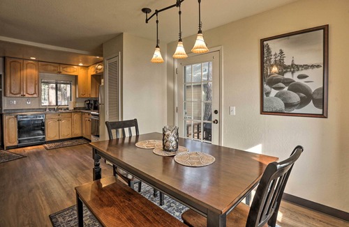 Tahoe Vista Cabin | Lakefront Cabin w/Beach Access: 8 Mi to Northstar