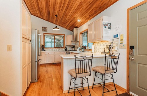 Hoodsport House | Lakefront Cabin w/Mountain views & Private dock!