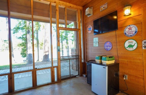 Shelbyville Cabin | Lakefront Cabin w/Private Pier & Firepit