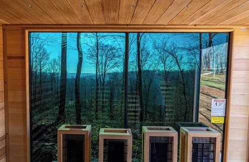 Shoals Cabin | Lakefront Cabin with Hot Tub, Sauna